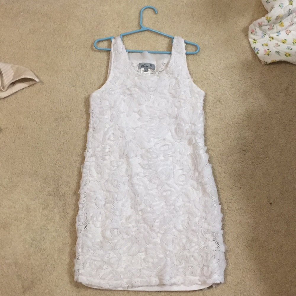 white lace dress
